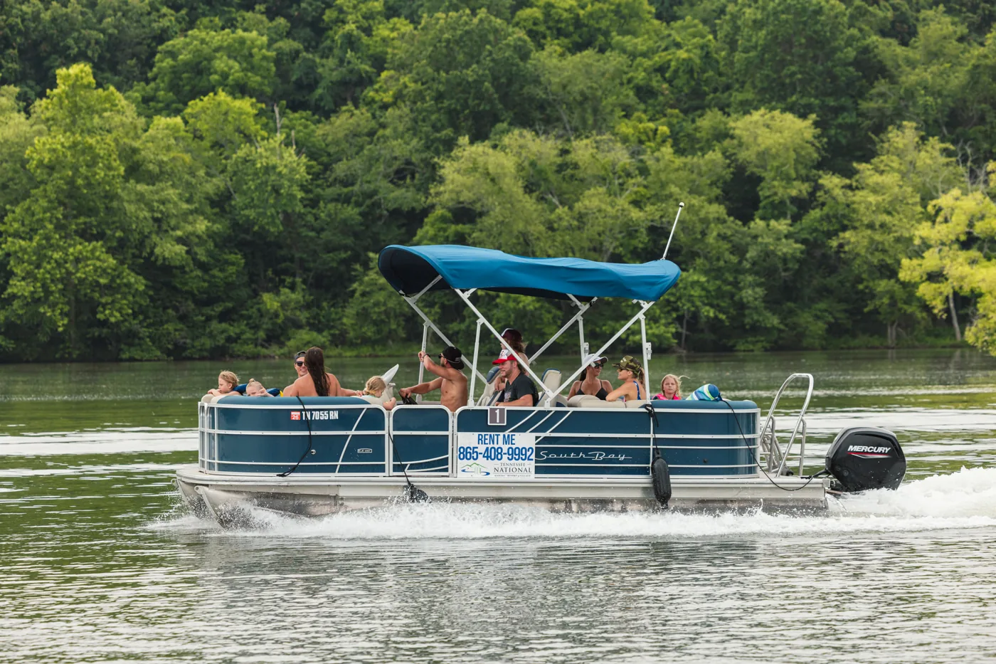 Pontoon Rentals at Tennessee National